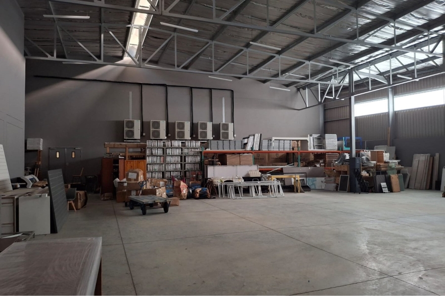 To Let commercial Property for Rent in Fairview Eastern Cape